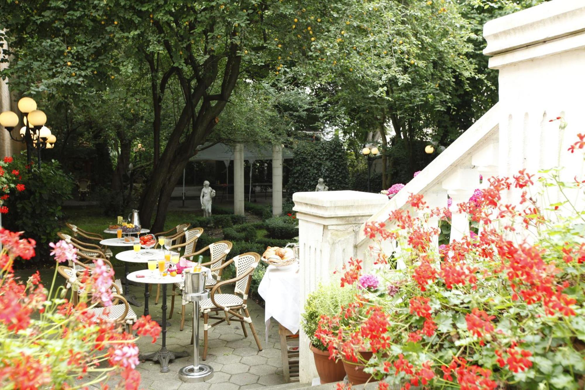 Boulevard Hotel Hamburg Exterior photo